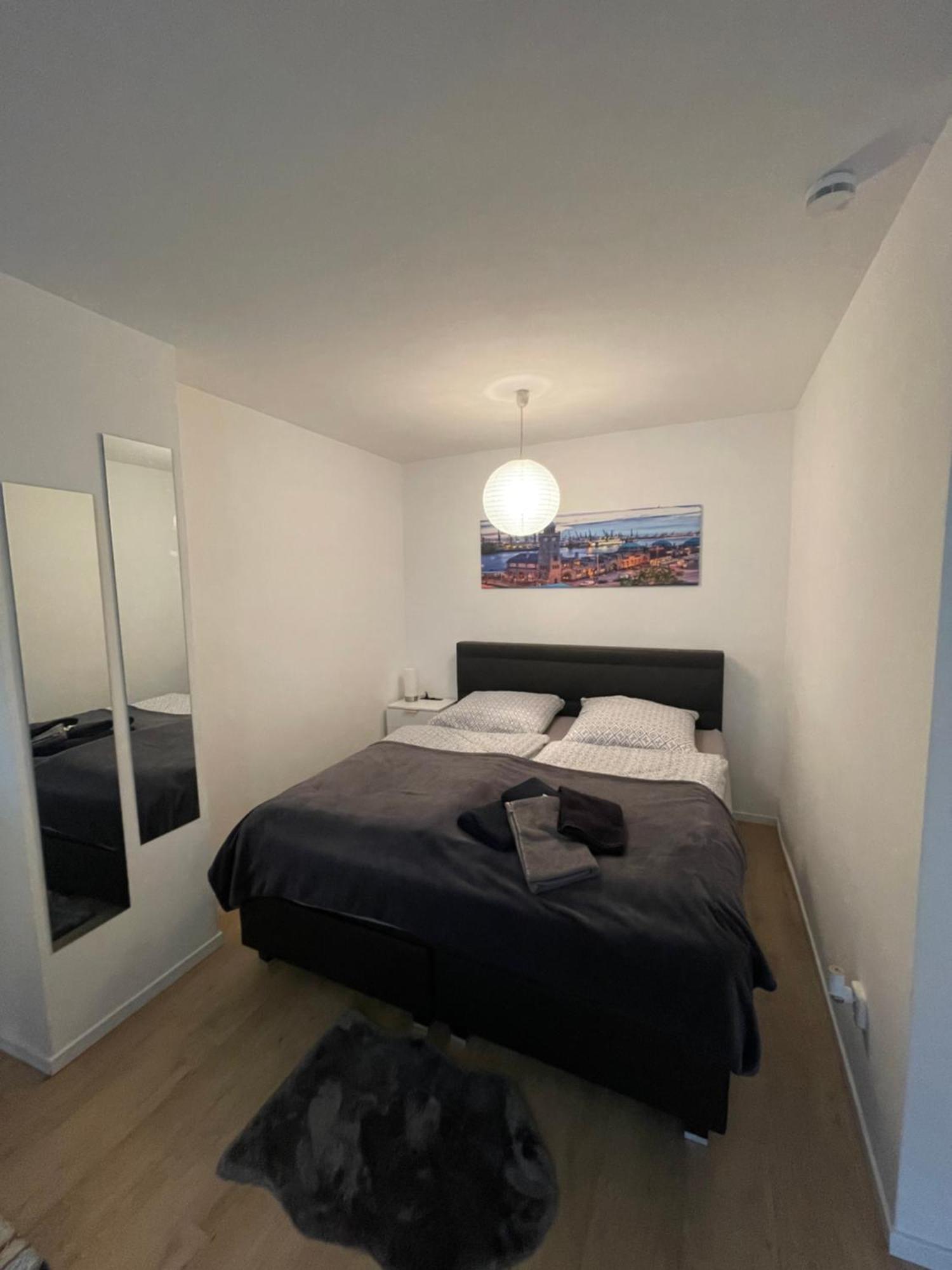 Gemuetliche, Moderne Wohnung Fuer 2-4 Personen Гамбург Экстерьер фото